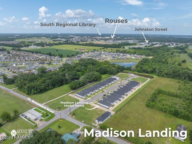 374 W Broussard Road, Lafayette, LA 70506