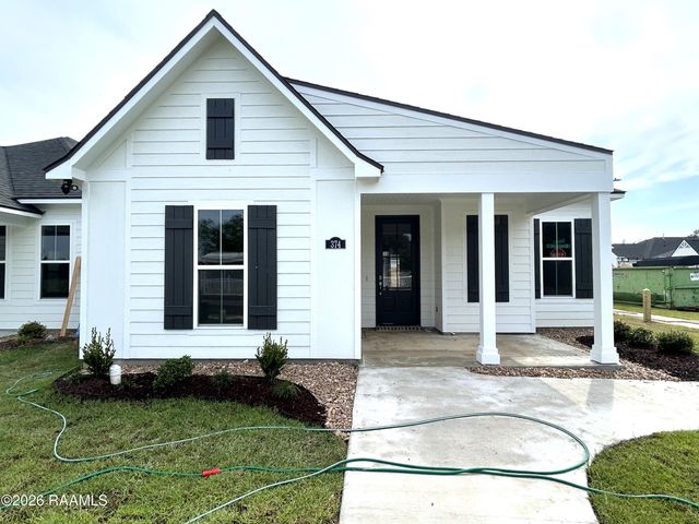 374 W Broussard Road, Lafayette, LA 70506