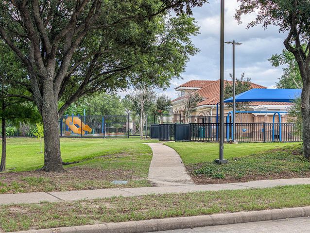 6515 Costa Sienna Lane, Houston, TX 77041