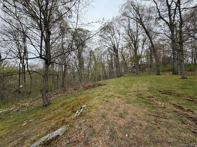 800 Sleepy Hollow Road, Briarcliff Manor, NY 10510