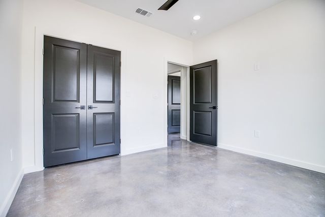 21 W 20th Street, San Angelo, TX 76903