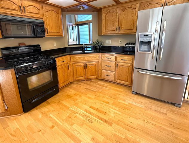 5415 Teakwood Lane N, Plymouth, MN 55442