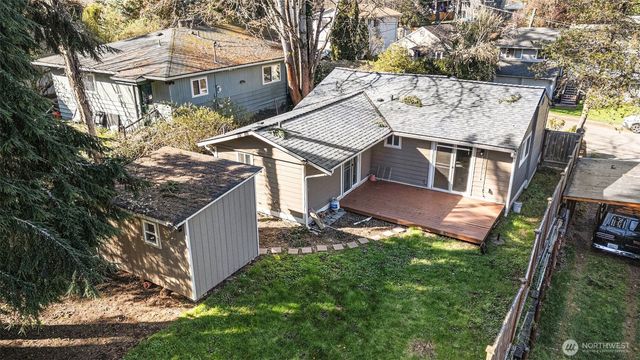 2327 NE 86th Street, Seattle, WA 98115