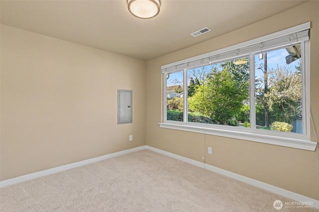 2327 NE 86th Street, Seattle, WA 98115