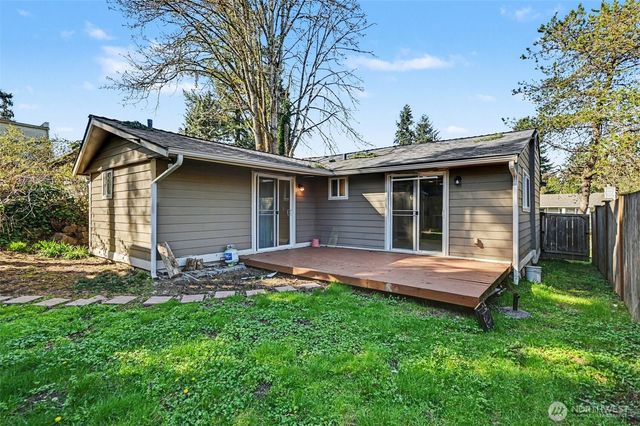 2327 NE 86th Street, Seattle, WA 98115