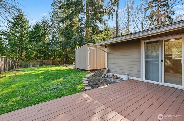 2327 NE 86th Street, Seattle, WA 98115