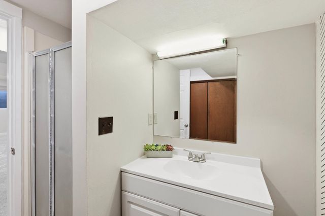1003 N Warren Rd, Spokane Valley, WA 99216