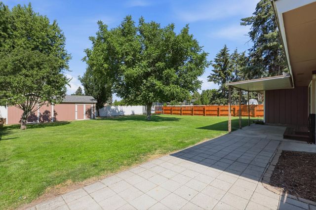 1003 N Warren Rd, Spokane Valley, WA 99216