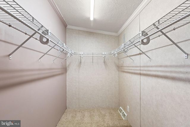 16 HIGH RIDGE RD, Delta, PA 17314