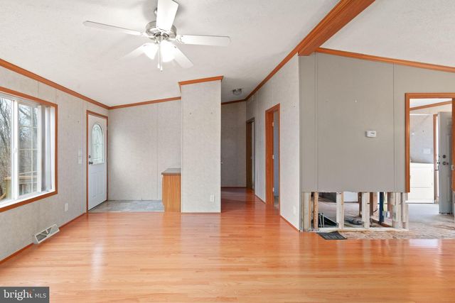 16 HIGH RIDGE RD, Delta, PA 17314