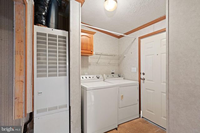 16 HIGH RIDGE RD, Delta, PA 17314