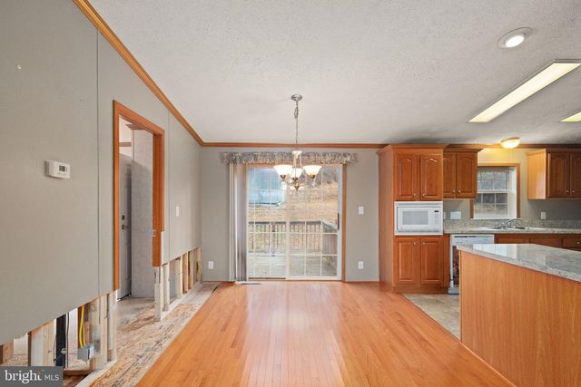 16 HIGH RIDGE RD, Delta, PA 17314