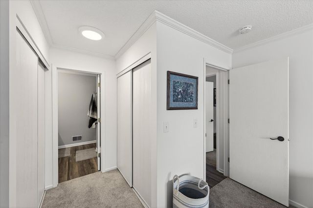 7555 W 110th Street, Bloomington, MN 55438