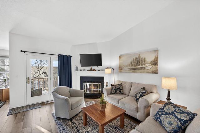 7555 W 110th Street, Bloomington, MN 55438