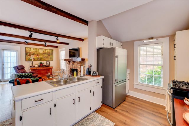 241 Laurens Street SW Apt C, Aiken, SC 29801