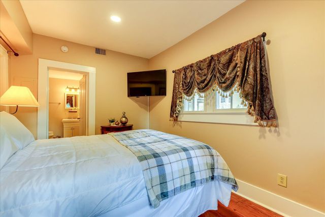 241 Laurens Street SW Apt C, Aiken, SC 29801