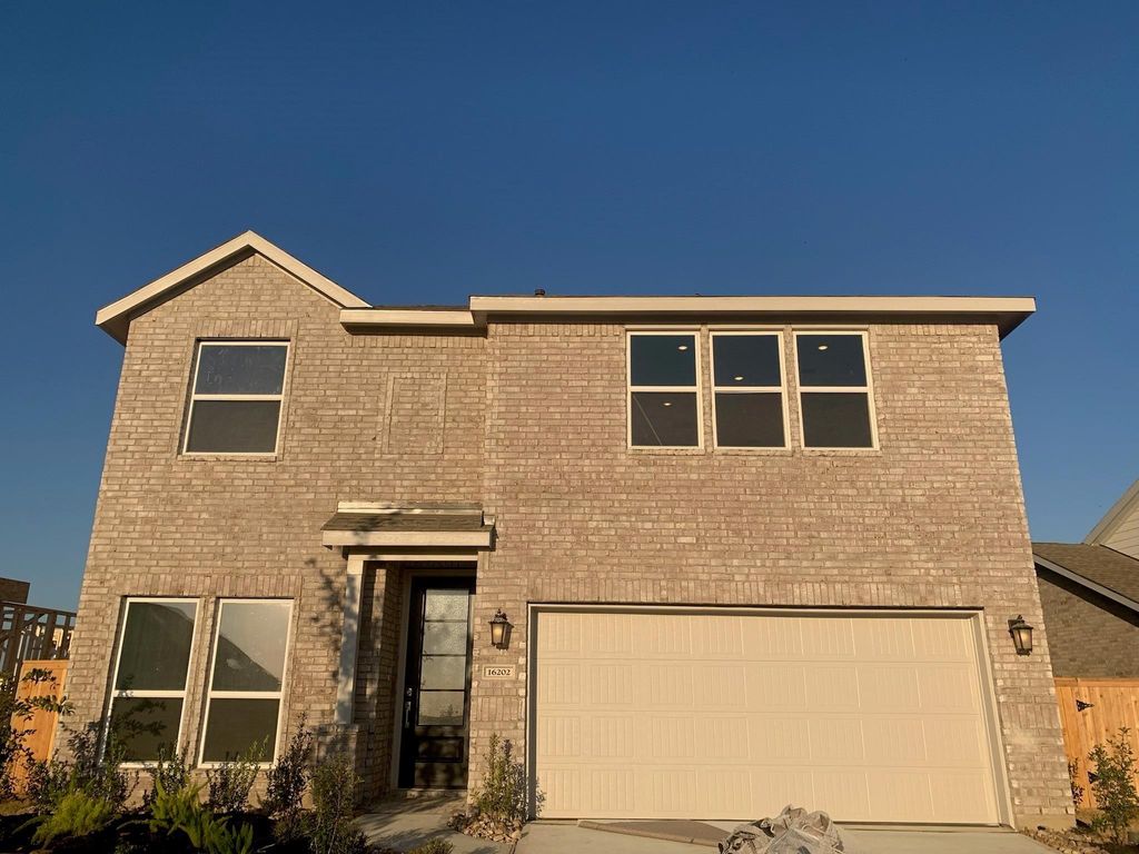 2819 Garden Meadow Street, Fulshear, TX 77423