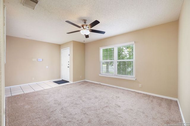 9107 Gambier Dr, San Antonio, TX 78250