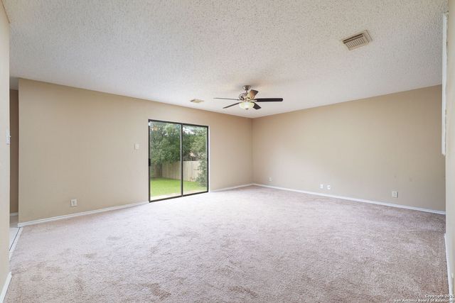 9107 Gambier Dr, San Antonio, TX 78250