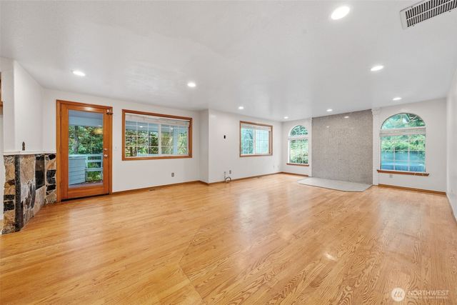 2325 48th Avenue SW, Tumwater, WA 98512