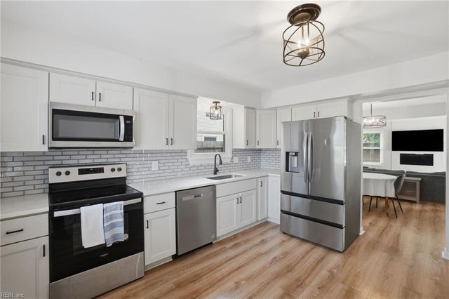 704 Roosevelt AVE, Virginia Beach, VA 23452