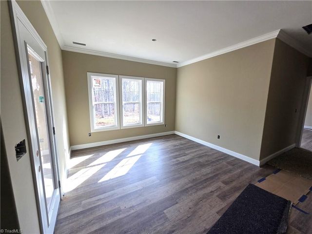 142 Goff Road, King, NC 27021