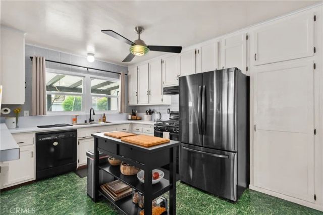 5523 Lakewood Boulevard, Lakewood, CA 90712