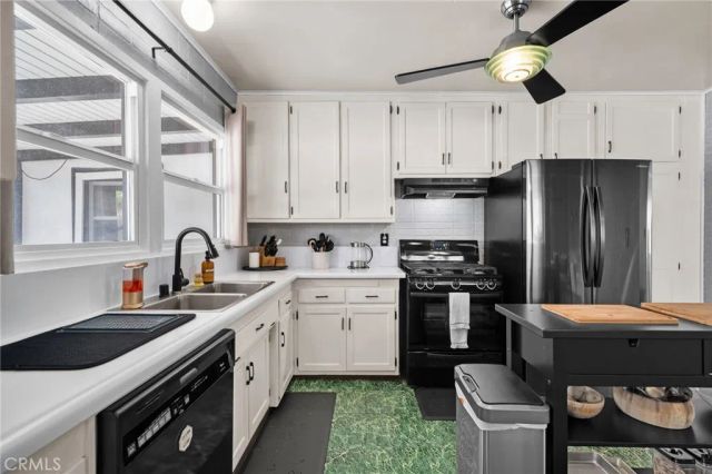 5523 Lakewood Boulevard, Lakewood, CA 90712