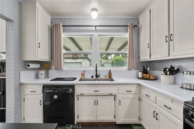 5523 Lakewood Boulevard, Lakewood, CA 90712