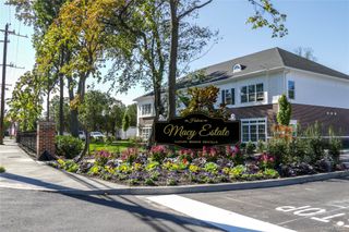 46 Islip Avenue 201, Islip, NY 11751