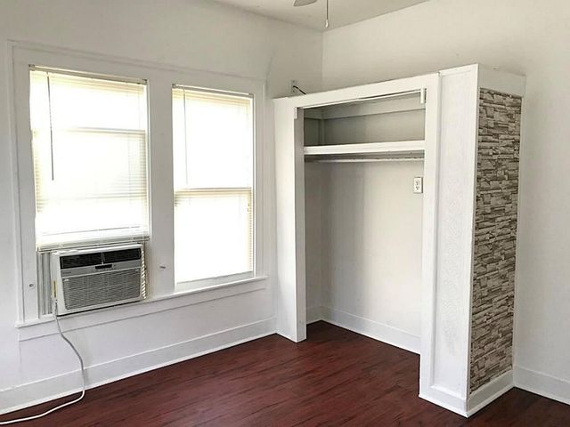 531 Threlkeld Street, Houston, TX 77007