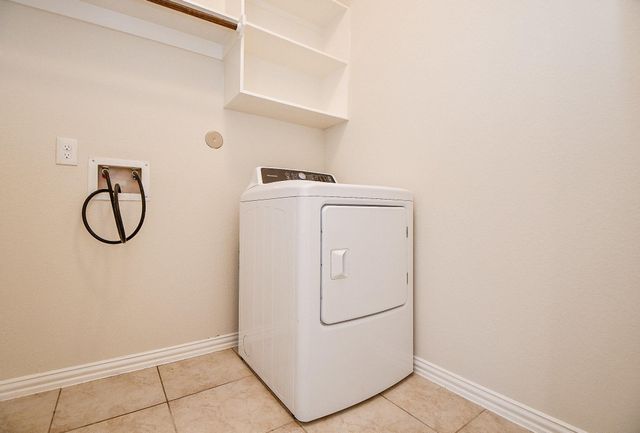 8107 Legacy Creek Drive, Tomball, TX 77375