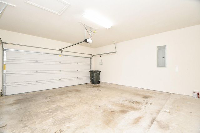 8107 Legacy Creek Drive, Tomball, TX 77375