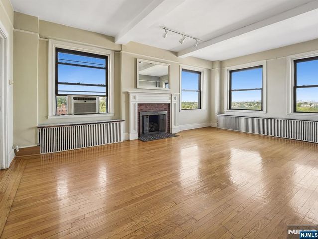 375 Mount Prospect 6AE, Newark, NJ 07104