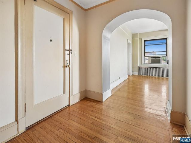 375 Mount Prospect 6AE, Newark, NJ 07104