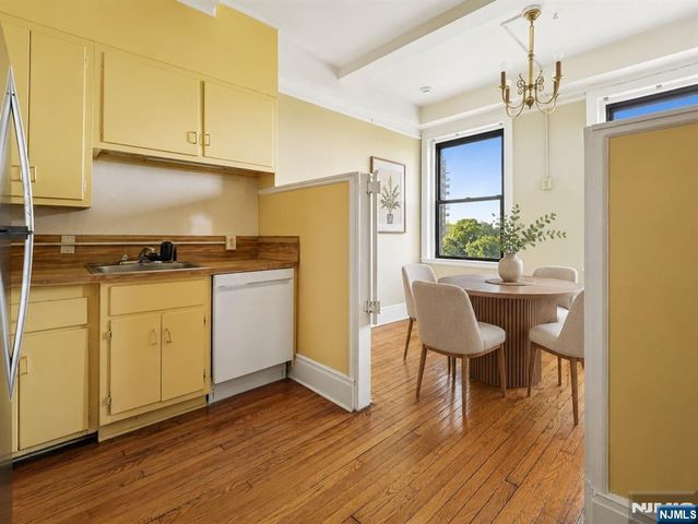 375 Mount Prospect 6AE, Newark, NJ 07104