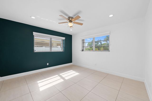 27 SE 6TH Street, Dania Beach, FL 33004