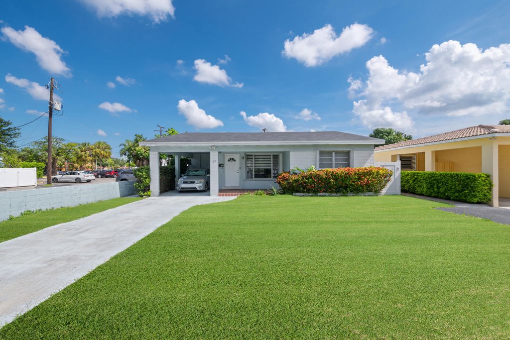 27 SE 6TH Street, Dania Beach, FL 33004