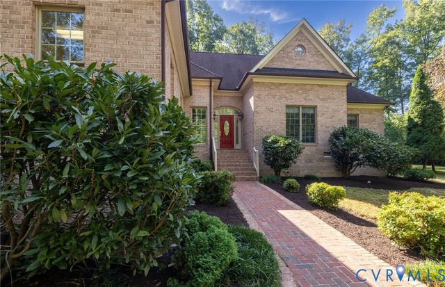 365 Hamlet Rd, Manakin Sabot, VA 23103