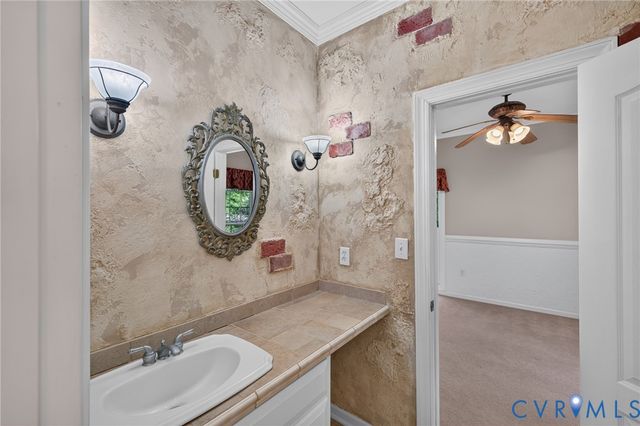 365 Hamlet Rd, Manakin Sabot, VA 23103