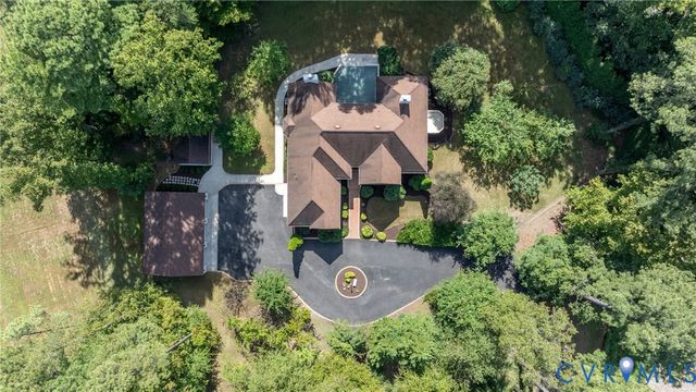 365 Hamlet Rd, Manakin Sabot, VA 23103