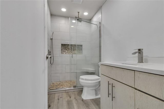 5641 Kingsport Drive 8, Atlanta, GA 30342