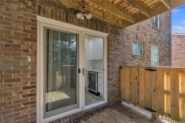 5641 Kingsport Drive 8, Atlanta, GA 30342