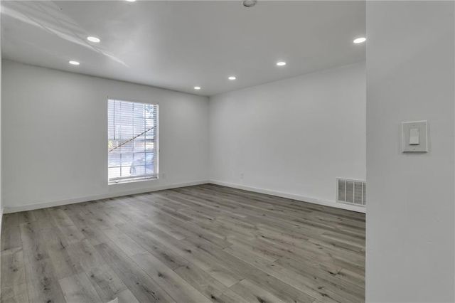 5641 Kingsport Drive 8, Atlanta, GA 30342