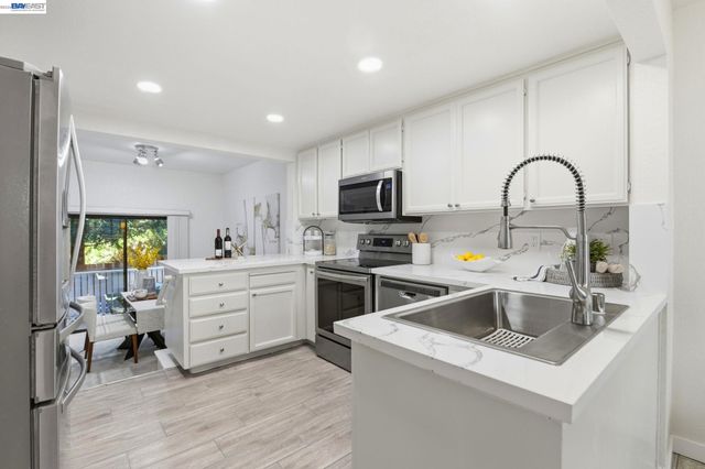 664 Praderia Cir, Fremont, CA 94539