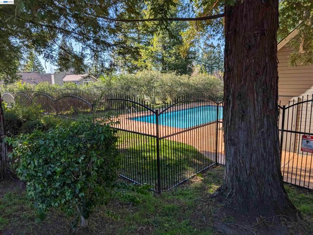 664 Praderia Cir, Fremont, CA 94539