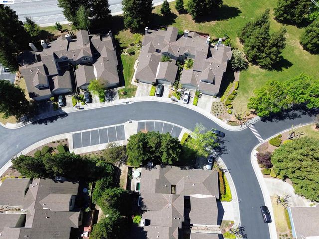 664 Praderia Cir, Fremont, CA 94539