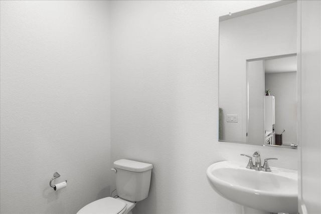 5520 Cora Way, Keyes, CA 95328