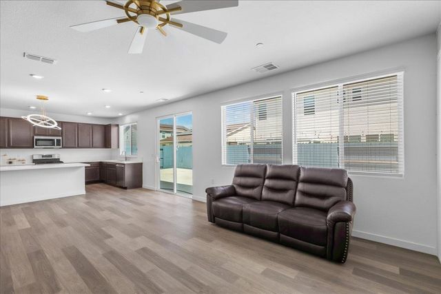 5520 Cora Way, Keyes, CA 95328