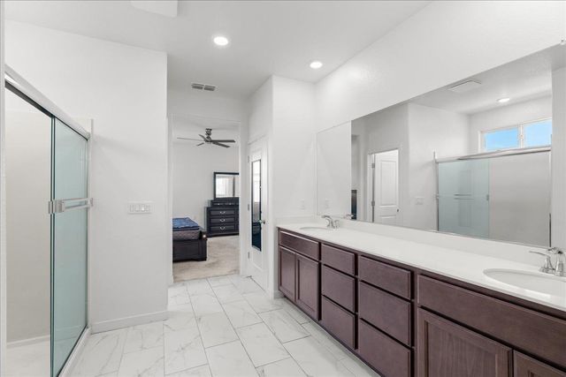 5520 Cora Way, Keyes, CA 95328